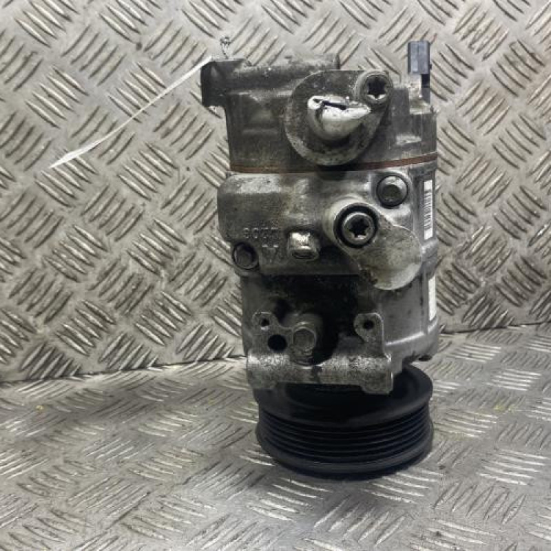 Compresseur clim AUDI A4 3 Photo n°3