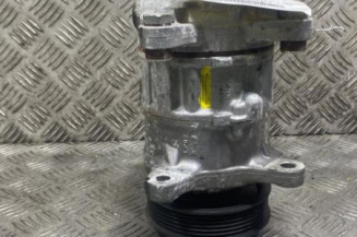 Compresseur clim BMW SERIE 1 F20 Photo n°1