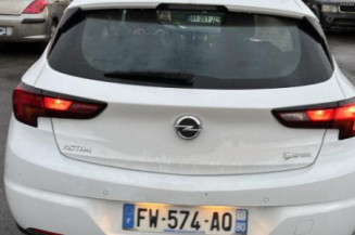 Feu arriere secondaire gauche (feux) OPEL ASTRA K