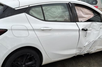 Feu arriere secondaire gauche (feux) OPEL ASTRA K