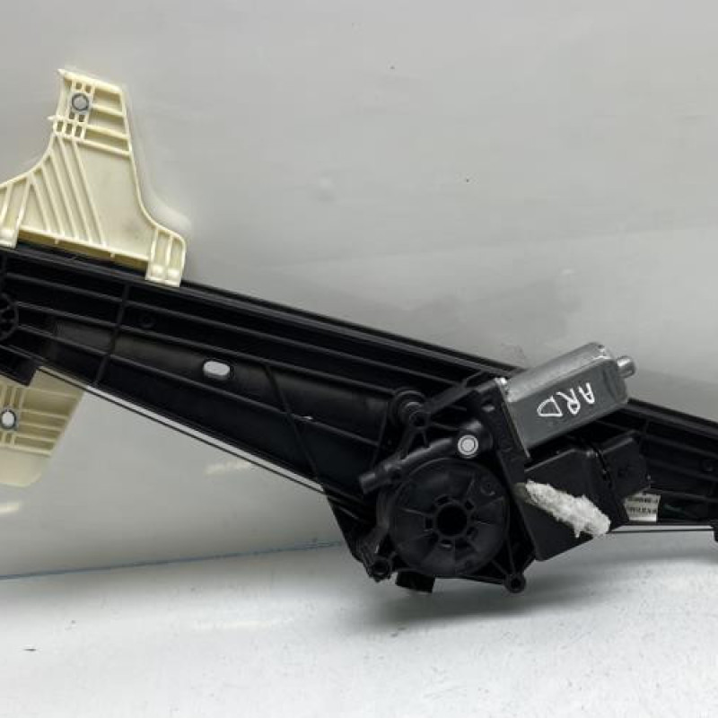 Leve vitre electrique arriere droit PEUGEOT 3008 2 Photo n°1