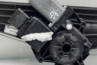 Leve vitre electrique arriere gauche PEUGEOT 3008 2