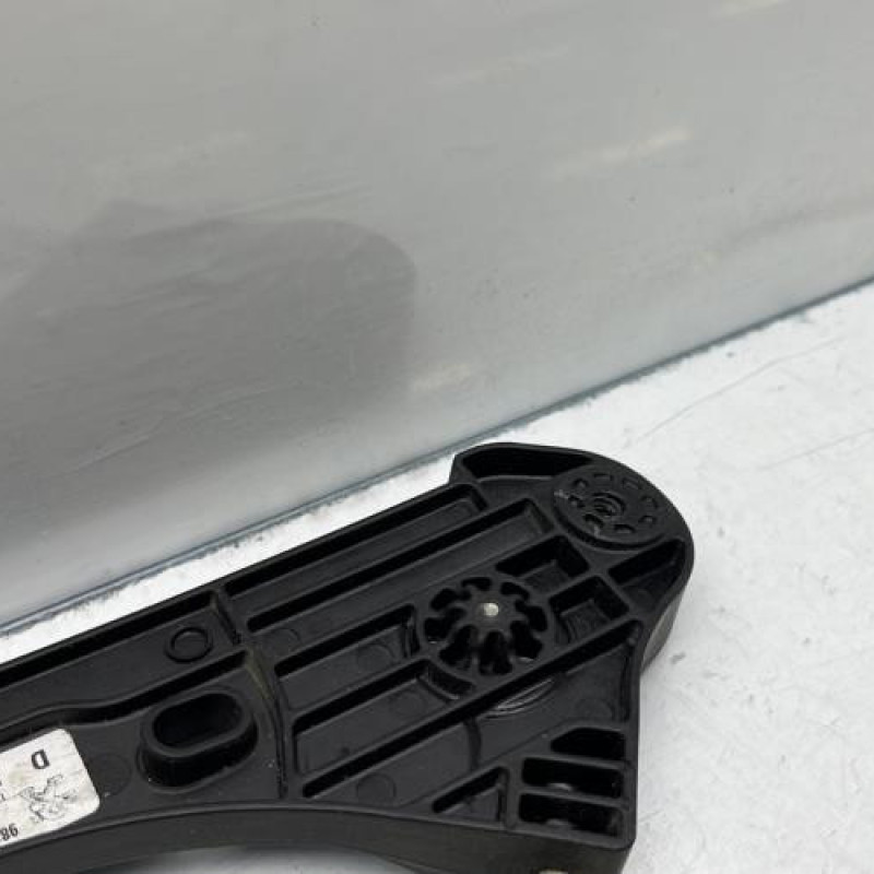 Leve vitre electrique avant droit PEUGEOT 3008 2 Photo n°3