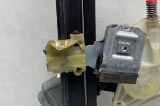 Leve vitre electrique avant droit VOLKSWAGEN POLO 4