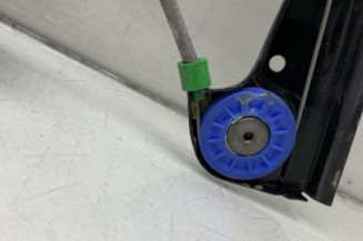Leve vitre electrique avant droit VOLKSWAGEN POLO 4