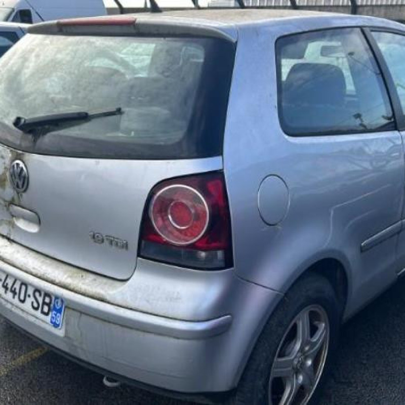 Leve vitre electrique avant droit VOLKSWAGEN POLO 4 Photo n°15