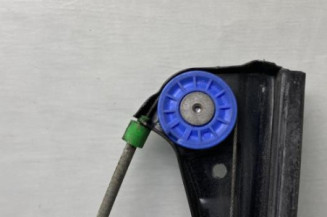 Leve vitre electrique avant gauche VOLKSWAGEN POLO 4