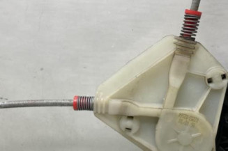 Leve vitre electrique avant gauche VOLKSWAGEN POLO 4
