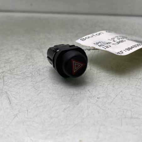 Bouton de warning OPEL ASTRA K Photo n°1