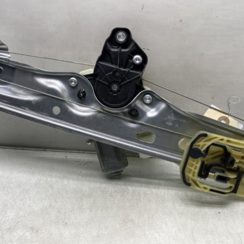 Leve vitre electrique arriere droit OPEL ASTRA K Photo n°1