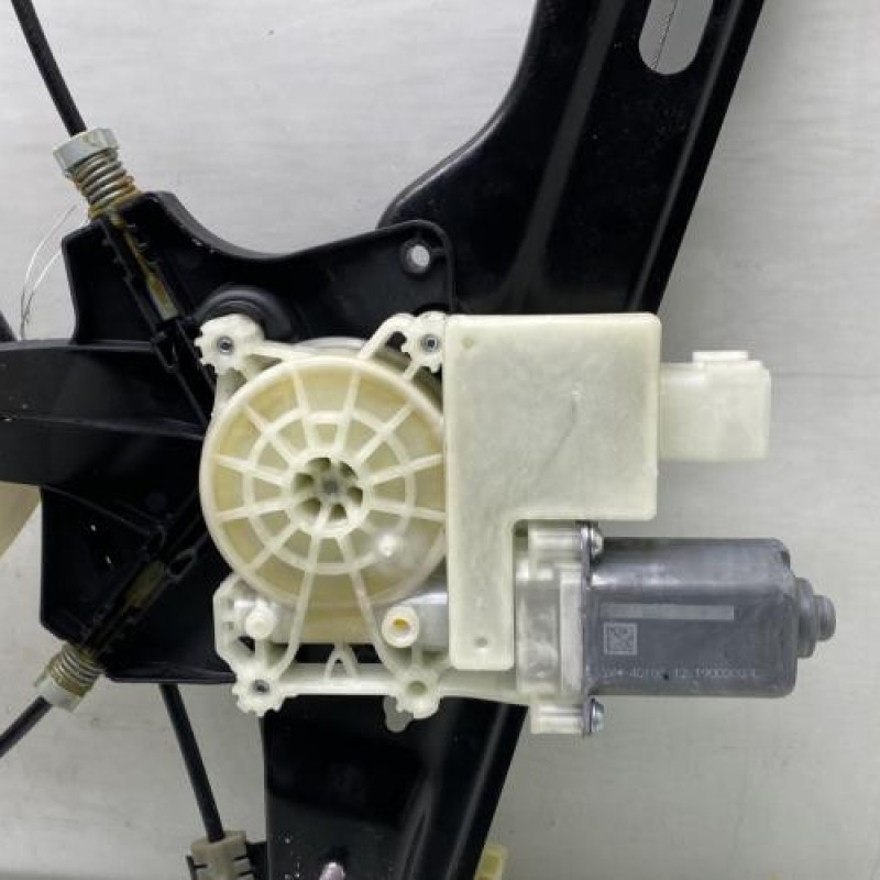 Leve vitre electrique avant droit OPEL ASTRA K Photo n°8