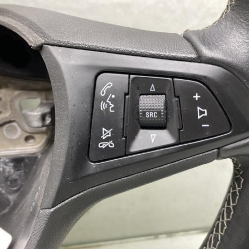 Volant OPEL ASTRA K Photo n°3