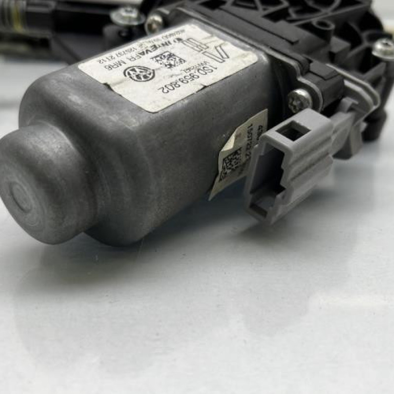 Leve vitre electrique avant gauche VOLKSWAGEN UP Photo n°7