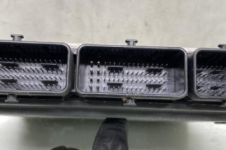 Calculateur moteur RENAULT CLIO 4