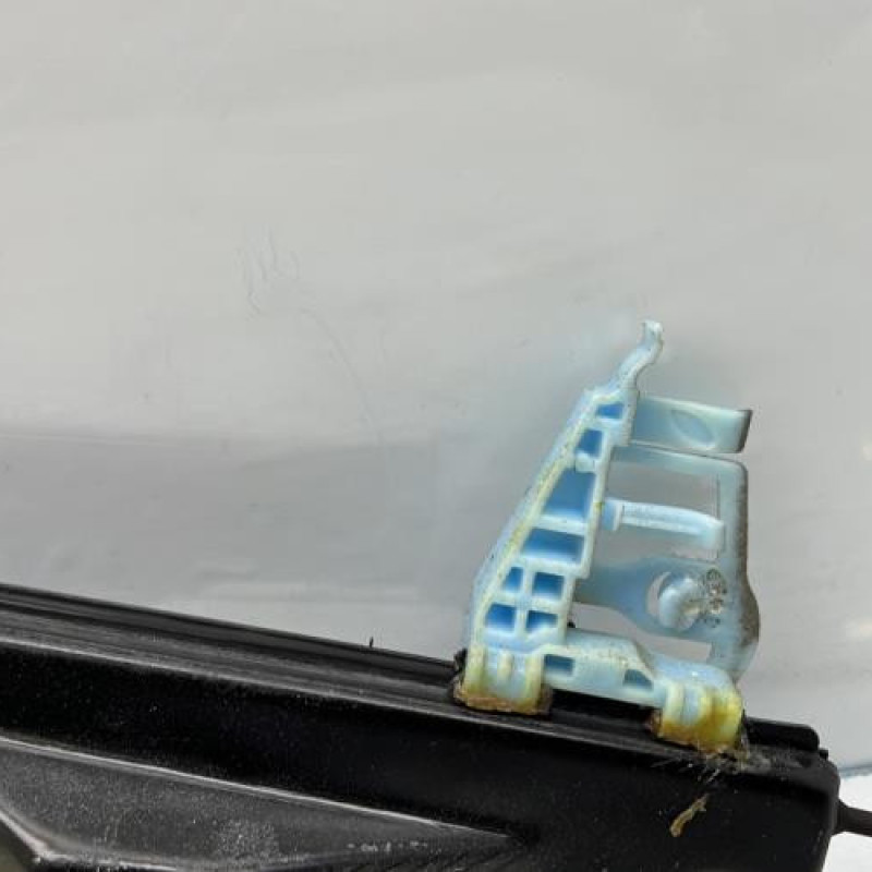 Leve vitre electrique avant gauche FIAT DOBLO 2 Photo n°6