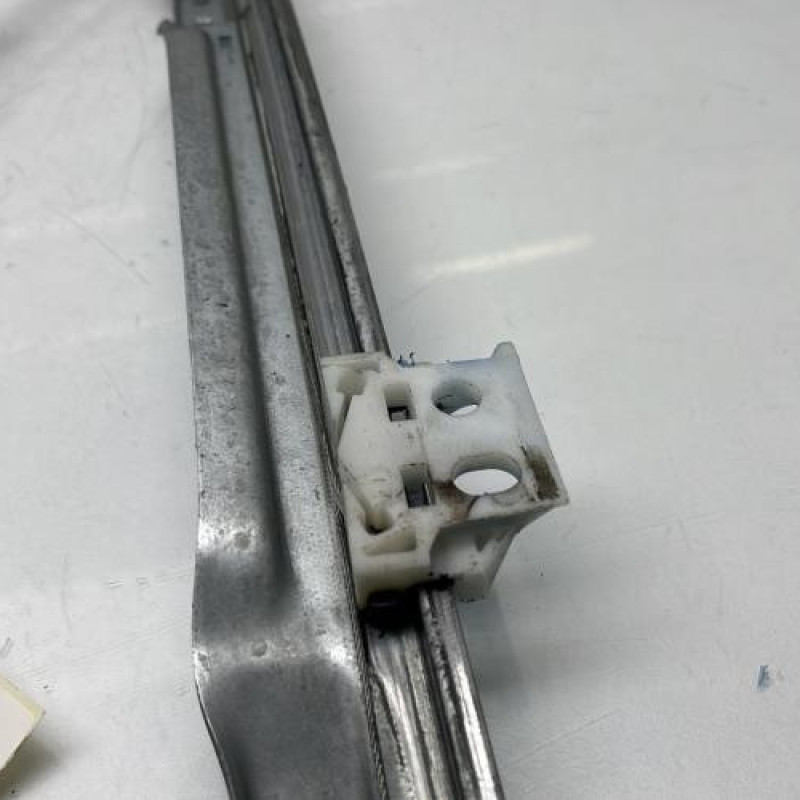 Leve vitre electrique avant gauche CITROEN C4 PICASSO 1 Photo n°6