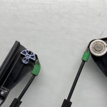 Leve vitre electrique avant droit VOLKSWAGEN POLO 3