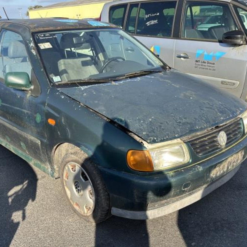 Leve vitre electrique avant droit VOLKSWAGEN POLO 3 Photo n°10