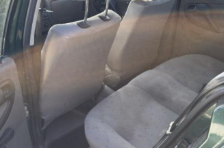 Leve vitre electrique avant droit VOLKSWAGEN POLO 3