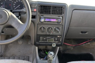 Leve vitre electrique avant droit VOLKSWAGEN POLO 3