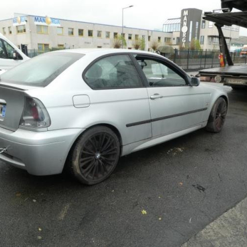 Malle/Hayon arriere BMW SERIE 3 E46 Photo n°5
