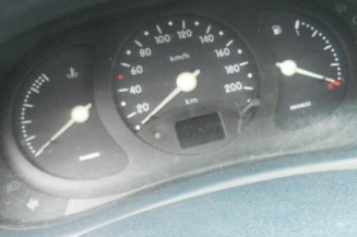 Retroviseur droit RENAULT CLIO 2