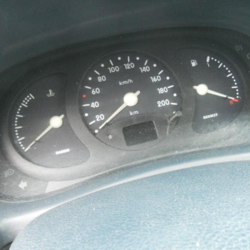 Retroviseur droit RENAULT CLIO 2 Photo n°17