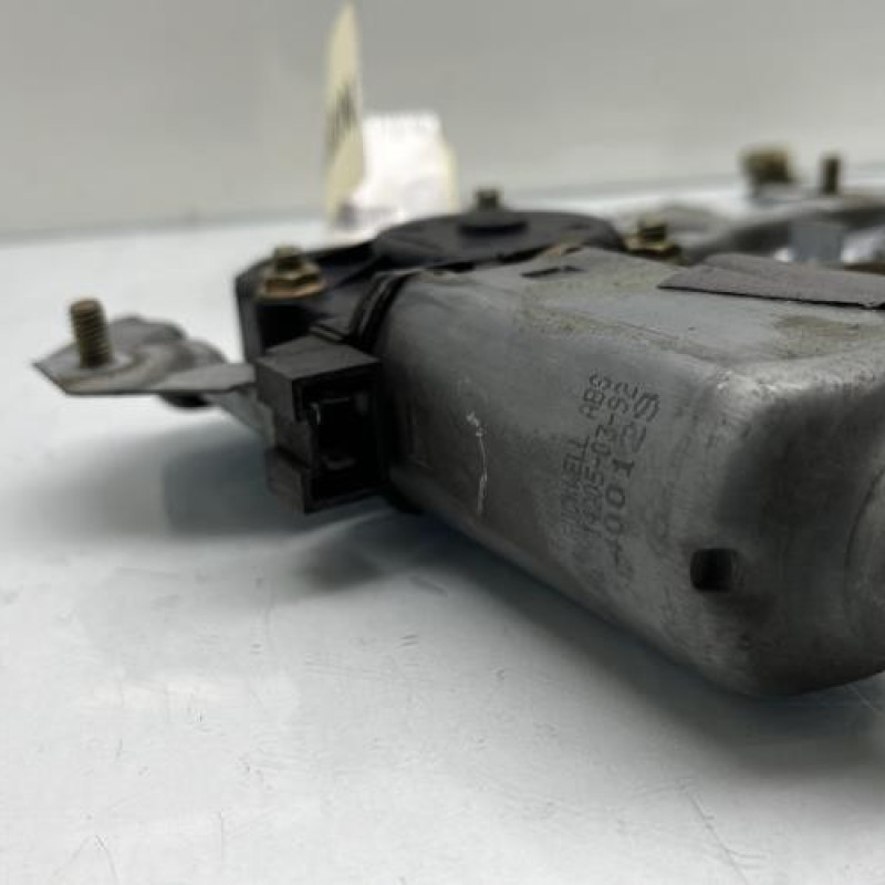 Leve vitre electrique avant gauche PEUGEOT 309 Photo n°3