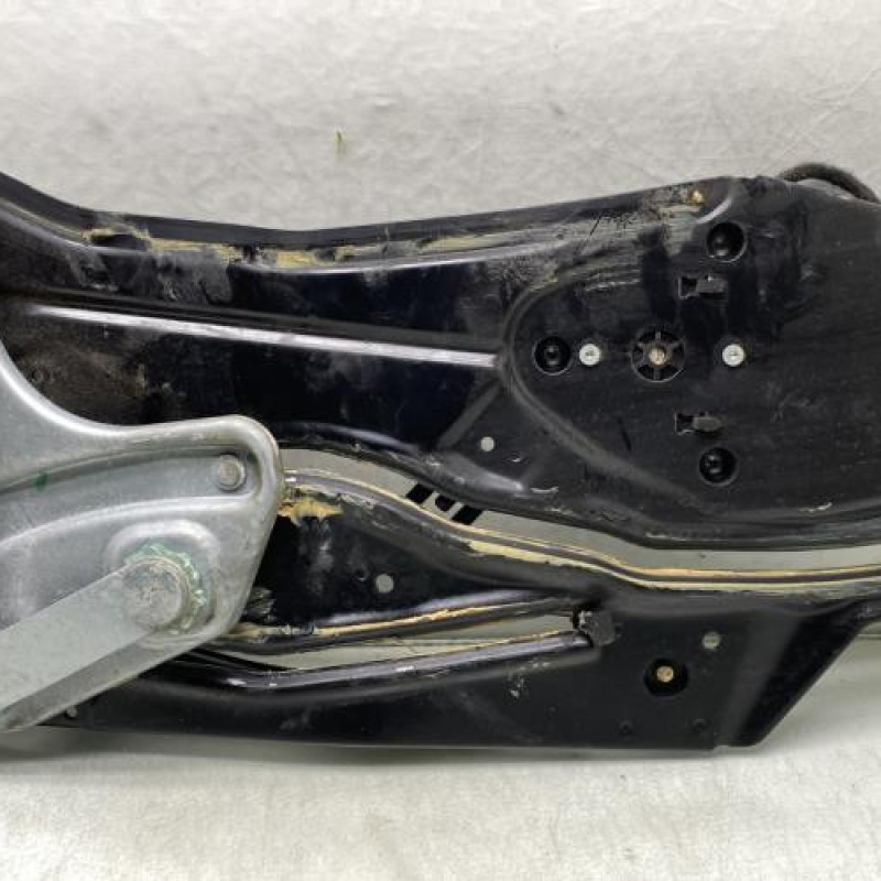 Leve vitre electrique arriere droit PEUGEOT 308 1 Photo n°4