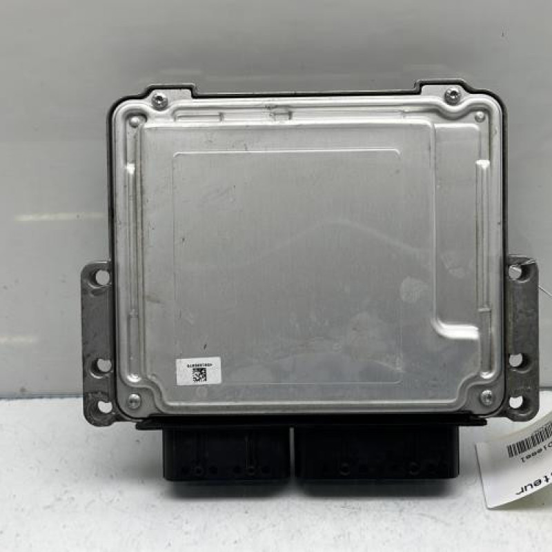 Calculateur moteur PEUGEOT 3008 2 Photo n°4