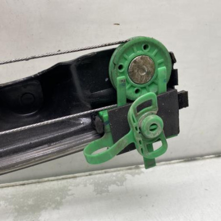 Leve vitre electrique avant gauche FIAT PUNTO 2