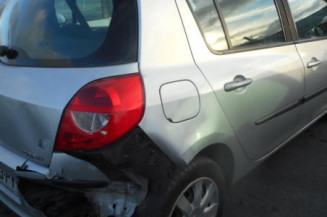 Retroviseur droit RENAULT CLIO 3