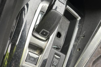 Trappe d'essence PEUGEOT 5008 2