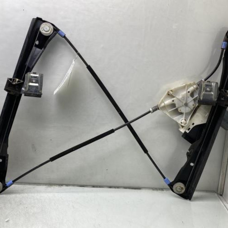 Leve vitre electrique avant gauche SEAT IBIZA 3 Photo n°1