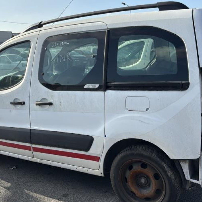 Pretensionneur de ceinture avant droit CITROEN BERLINGO 2 Photo n°9