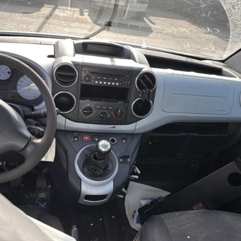 Pretensionneur de ceinture avant droit CITROEN BERLINGO 2 Photo n°16