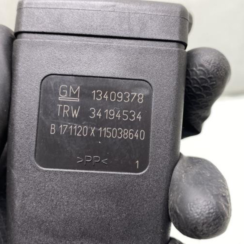 Attache ceinture arriere droit OPEL ASTRA K Photo n°3