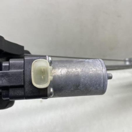 Leve vitre electrique avant gauche SUZUKI IGNIS 3