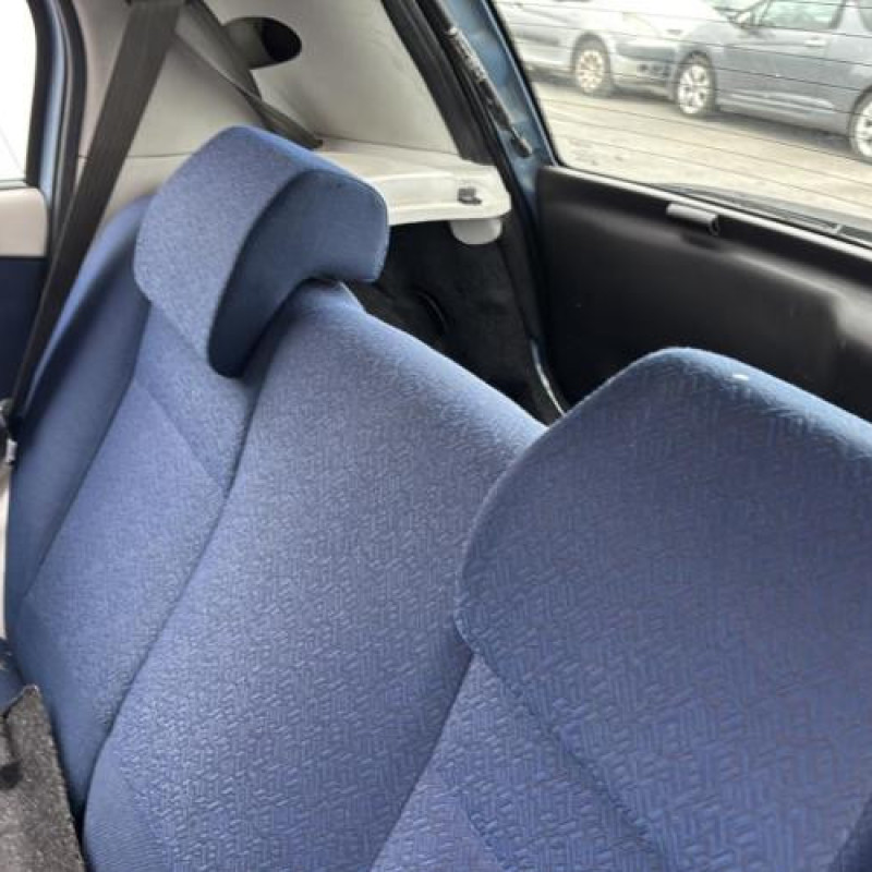 Moteur FIAT PUNTO 2 Photo n°11