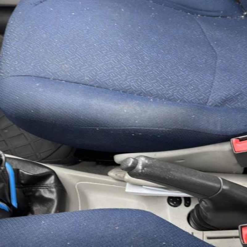 Moteur FIAT PUNTO 2 Photo n°15