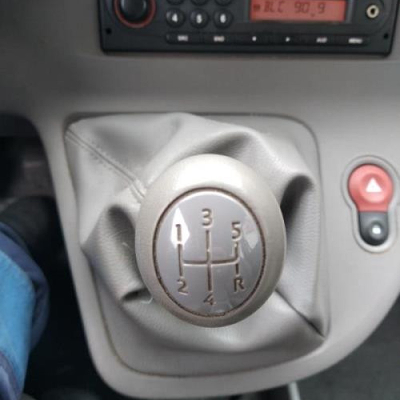 Capot RENAULT KANGOO 2 Photo n°16