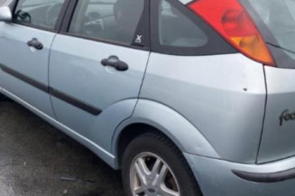 Aile avant droit FORD FOCUS 1