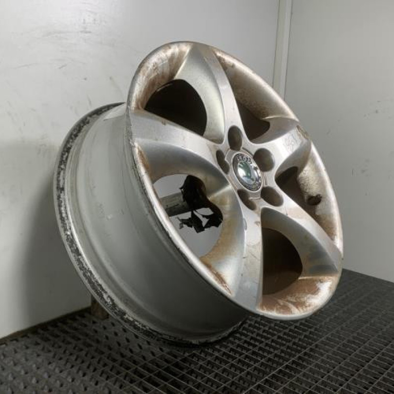 Jante SKODA FABIA 2 Photo n°3
