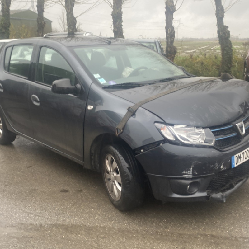 DACIA SANDERO 2 PHASE 1 1.2i - 16V Photo n°1