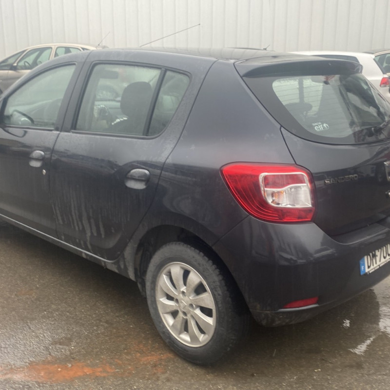 DACIA SANDERO 2 PHASE 1 1.2i - 16V Photo n°3