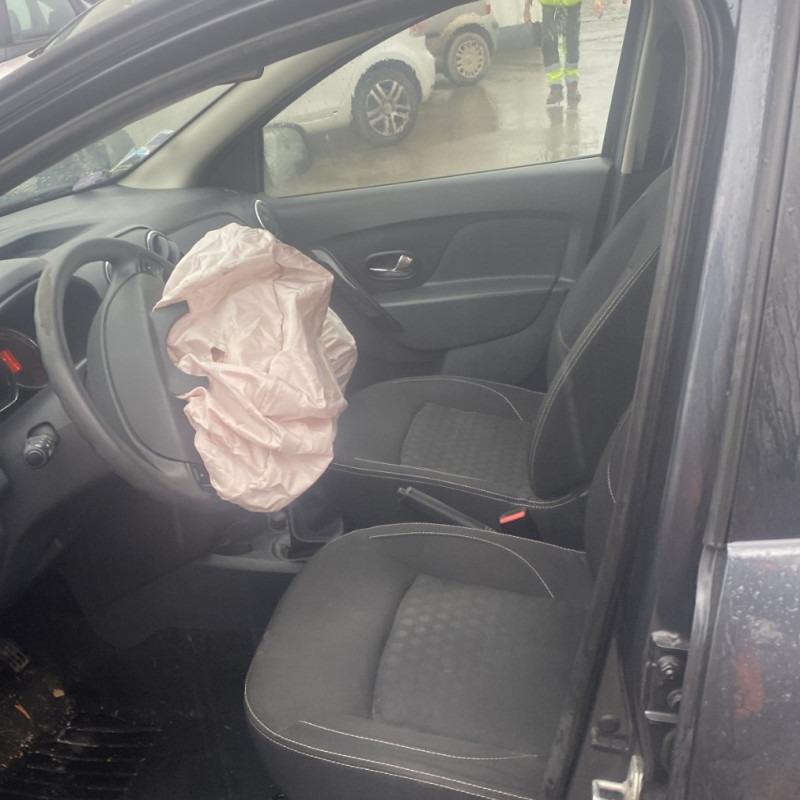 DACIA SANDERO 2 PHASE 1 1.2i - 16V Photo n°7