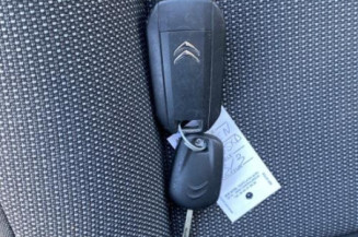 Pare boue avant gauche CITROEN C3 3