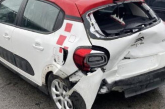 Pare boue avant gauche CITROEN C3 3