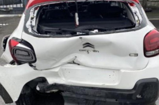 Pare boue avant gauche CITROEN C3 3