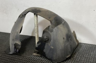 Pare boue avant gauche VOLKSWAGEN GOLF PLUS